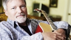 Почина Джон Бери от "Бийсти Бойс"