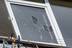 Покушение срещу Стоян Иванов: Изпочупиха прозорците на апартамента му /допълнена/