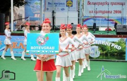 Мажоретките и Младежкият духов оркестър участват  във Велинградските празници на културата