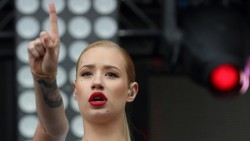 Появи се задникът, който ще засенчи този на Ким Кардашиян