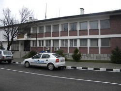 Извършителка на домова кражба е разкрита от служители на РУ - Етрополе