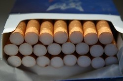 5000 къса безакцизни цигари са иззети от апартамент в Правец