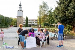 В Ботевград събират подписи за нов инициативен комитет в подкрепа на референдума, иницииран от „Шоуто на Слави”
