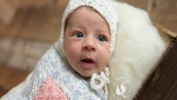 Новородената внучка на Стоичков с първа фотосесия 