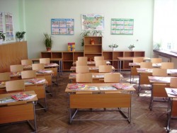 Бюджетните средства за ромските стипендии отиват само за учителите в проекта
