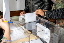 51.95 на сто е избирателната активност към 17 часа в Община Ботевград