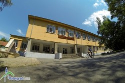 МОН публикува проект за прием на ученици в v клас в природоматематическите и математическите гимназии