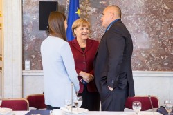  Борисов се срещна с Ангела Меркел в Брюксел