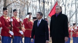  Плевнелиев е удостоен с най-висшето държавно отличие на Черна гора