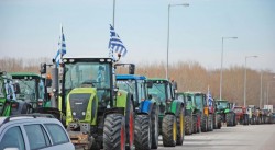 Превозвач: Ако гръцките фермери блокират границата, спираме вноса на продукцията им