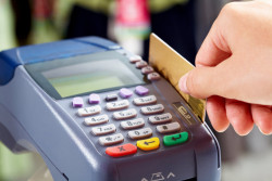 При плащане с банкова карта също се издава касова бележка