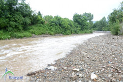 Нормална, предвид влошените метеорологични условия, е обстановката в Софийска област