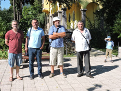 Част от екипа по проектиране и построяване на бюст-паметник на ген. Павел Христов посети Етрополе