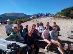 Ученици от Община Етрополе участваха в летен лагер по инициатива на Областния управител