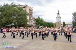 Гвардейският духов оркестър отново зарадва почитателите си в Ботевград
