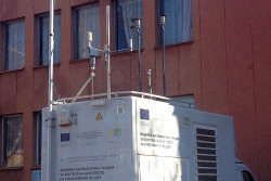 Мобилна лаборатория измерва качеството на въздуха в Ботевград