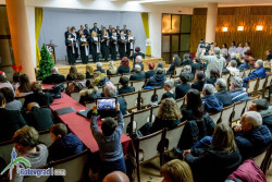 Коледният концерт на Смесен хор „Стамен Панчев” събра почитателите на хоровото изкуство в Ботевград