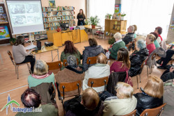 Презентация „За списанията на жените и за жените от списанията” в градската библиотека