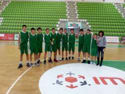 Баскетболистите на "Вапцаров" станаха областни шампиони
