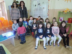 „Великден иде”