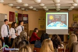 Клуб „Природолюбители” при ППМГ „Акад. проф. д-р Асен Златаров” проведоха еко урок в градската библиотека 