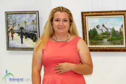 Полина Божилова с изложба в Ботевград