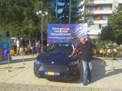 Стефан Митов от Ботевград спечели автомобил и парична сума от спортния тотализатор 