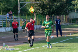 Футболистите на Балкан бият в Ихтиман