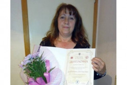 Даринка Петкова от Трудовец е отличена с първа награда в поетичния конкурс „Свищовски лозници”