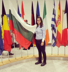 С пътуване до Брюксел наградиха студентка от Ботевград