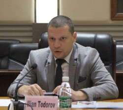 Илиан Тодоров кани на българо-азербайджански форум фирми от Софийска област