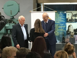 Възпитаничка на ППМГ „Акад. проф. д-р Асен Златаров” с поредно призово място от национален конкурс 