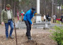Правец чества Националния празник с поход и засаждане на дръвчета и храсти около паметника в м. Бърдо