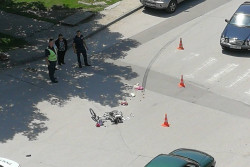 Водач блъсна велосипедист и избяга /допълнена/