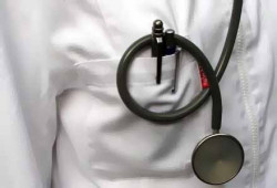 Д-р Николай Марков - мамолог и хирург, ще преглежда на 30 юни в Ботевград