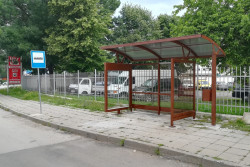 Монтираха две нови автобусни спирки