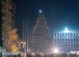 Грейнаха светлините на коледната елха в центъра на Ботевград