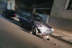 Пиян  шофьор удари паркирана кола /допълнена/