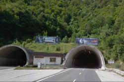 Утре движението в тунел „Правешки ханове” на АМ „Хемус” в посока Варна ще бъде в една лента