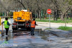 Започна пролетното измиване на улиците в Ботевград