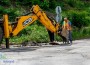 Ремонтират опасните дупки по пътя за Лукойл в Зелин