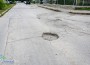Опасни дупки на кръстовището до новото училище в Ботевград