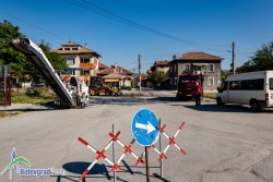 Възстановяват асфалтовата настилка по ул. "Захари Стоянов" 
