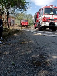 Почитания и респект към момчетата от ПОЖАРНАТА на гр. Етрополе!