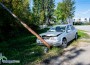 Краден автомобил се удари в уличен стълб на кръстовището при фирма „Гесик“