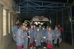 Лекари и медицински сестри от УМБАЛ „Св. Анна“ призоваха за солидарност между медиците и обществото в битка с Kовид-19