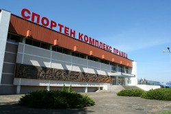 7-членна комисия ще води разговори с ръководството на УНИ-Правец за придобиване на Спортната зала