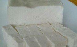 БАБХ спря производство на сирене в незаконен обект в Костенец
