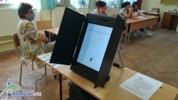 13,33 % е избирателната активност към 10:30 часа в община Ботевград