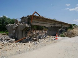 От понеделник възстановяват ремонтните дейности по пътя Ботевград-Ребърково